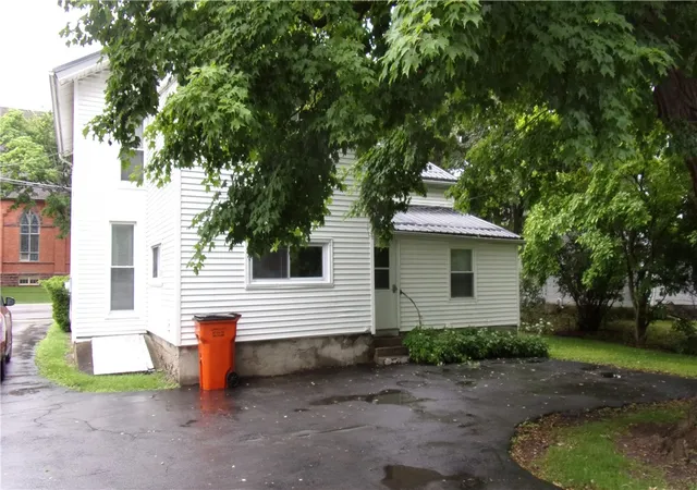 20th image of 10 North St, Geneseo, NY 14454 | MLS# R1689718