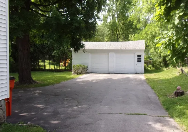 4th image of 10 North St, Geneseo, NY 14454 | MLS# R1689718