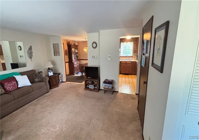 Homes for sale in Clay, NY | 8190 Mantova Dr, Clay, NY 13041 | MLS# S1689483
