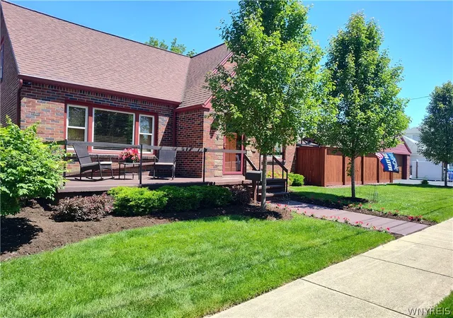 Homes for sale in Hamburg, NY | 110 Labelle Ave, Hamburg, NY 14219 | MLS# B1689031