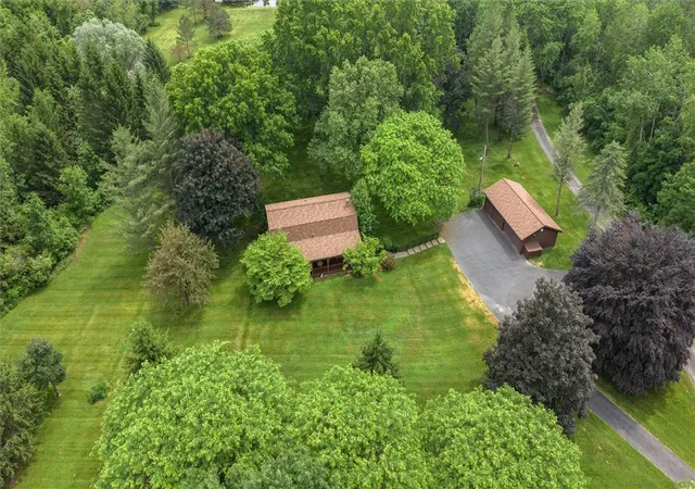 Homes for sale in Perinton, NY | 2203 Whitney Rd E, Perinton, NY 14450 | MLS# R1689140