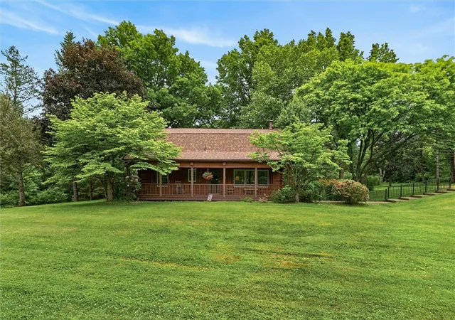 Homes for sale in Perinton, NY | 2203 Whitney Rd E, Perinton, NY 14450 | MLS# R1689140