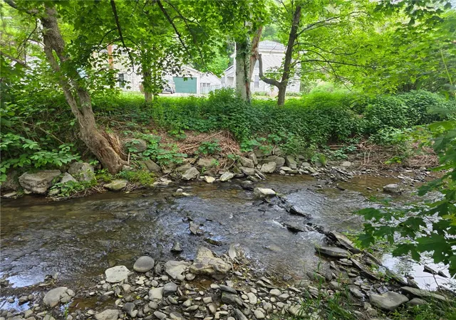 33rd image of 43 Church St, Worcester, NY 12197 | MLS# R1687337
