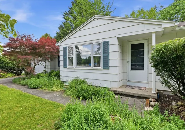 Homes for sale in Penfield, NY | 3155 Atlantic Ave, Penfield, NY 14526 | MLS# R1683434
