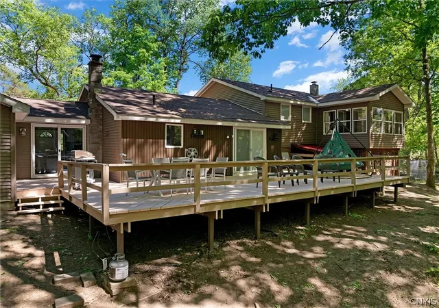 Homes for sale in Annsville, NY | 100 Sarah Dr, Annsville, NY 13471 | MLS# S1689905