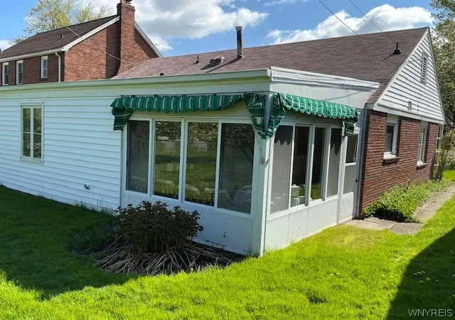 Homes for sale in Lackawanna, NY | 83 S Shore Blvd, Lackawanna, NY 14218 | MLS# B1690003