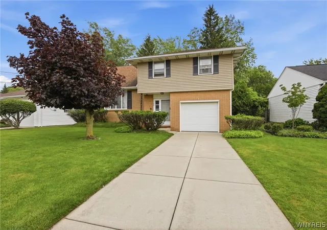 Homes for sale in West Seneca, NY | 169 Cranwood Dr, West Seneca, NY 14224 | MLS# B1689533