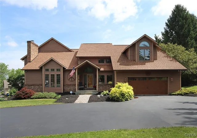 Homes for sale in Manlius, NY | 4320 Trout Lilly Ln, Manlius, NY 13104 | MLS# S1685377