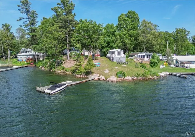Photo 4 of Manufactured home for sale at 23741 Slate Park Dr, Alexandria Bay, NY 13607 | MLS# S1690042 | Listing updated on 2026-07-30