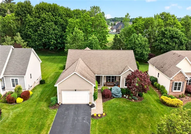 4th image of 42 Peaceful Harbor Ln, Webster, NY 14580 | MLS# R1688879