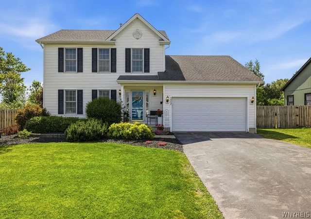 1st image of 5952 Southwood Dr, Lockport Town, NY 14094 | MLS# B1690074