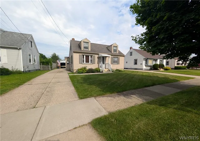 2nd image of 223 Crisfield Ave, Buffalo, NY 14206 | MLS# B1684830