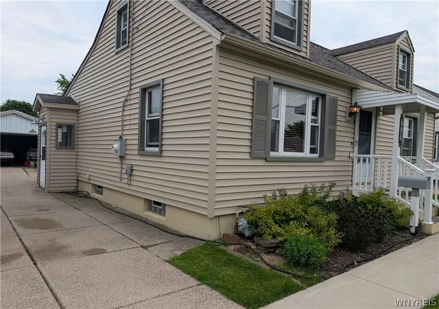 Homes for sale in Cheektowaga, NY | 223 Crisfield Ave, Cheektowaga, NY 14206 | MLS# B1684830