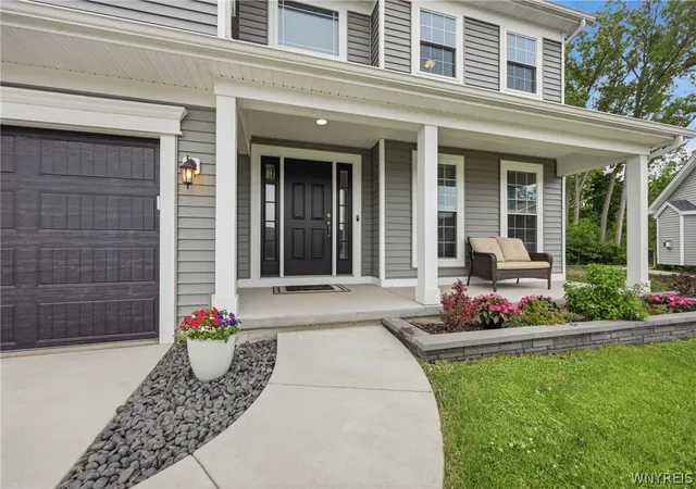 Homes for sale in Amherst, NY | 13 Canalview Ter, Amherst, NY 14228 | MLS# B1688962
