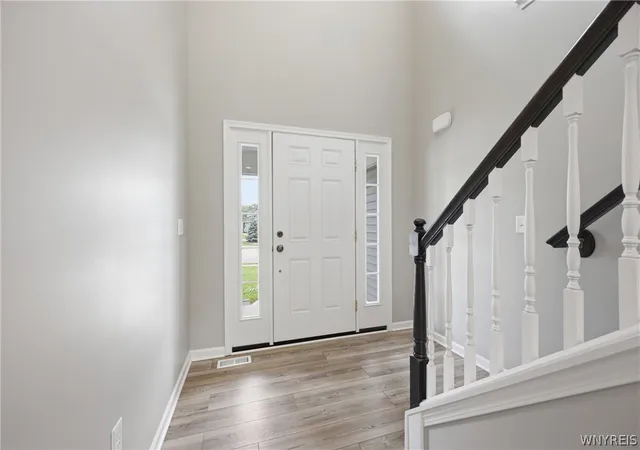 Homes for sale in Amherst, NY | 13 Canalview Ter, Amherst, NY 14228 | MLS# B1688962
