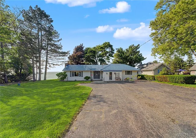 3rd image of 2704 Lake Rd, Sheridan, NY 14136 | MLS# B1689703