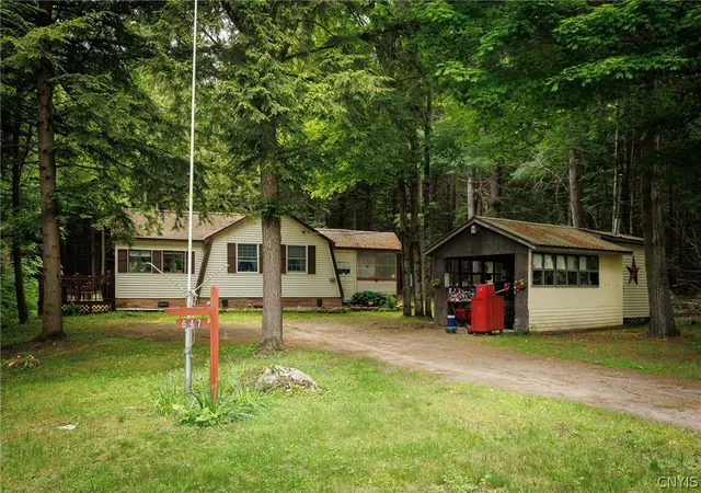 1st image of 647 Heath Rd, Stockholm, NY 13676 | MLS# S1690103