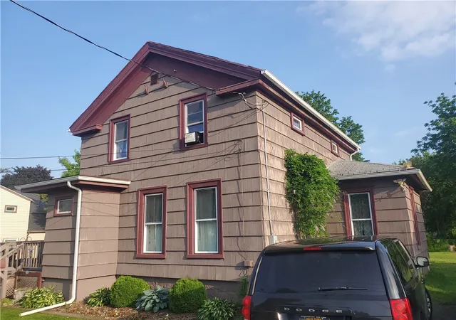 Homes for sale in Murray, NY | 32 Geddes St, Murray, NY 14470 | MLS# R1690118