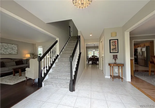3rd image of 226 San Fernando Ln, East Amherst, NY 14051 | MLS# B1690114