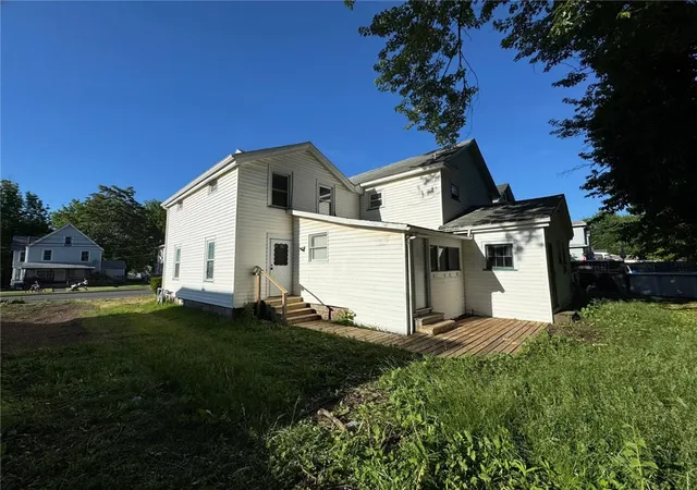 Listing Photo 3 - Condo for sale in building located at 232 E State St, Albion, NY 14411