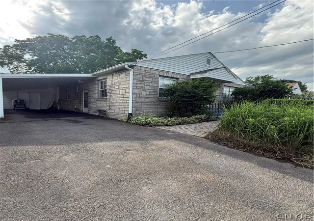 2nd image of 232 Burns Ave, Syracuse, NY 13206 | MLS# S1690117