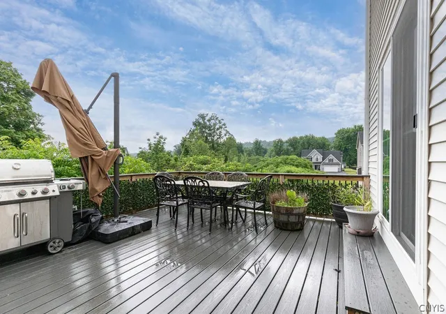 Homes for sale in Manlius, NY | 5706 Harness Hook Ln, Manlius, NY 13037 | MLS# S1688451