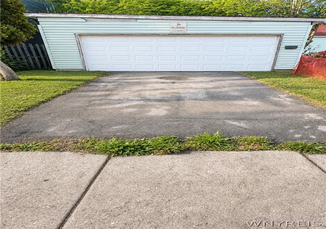 1st image of 541 7th St, Buffalo, NY 14201 | MLS# B1690150