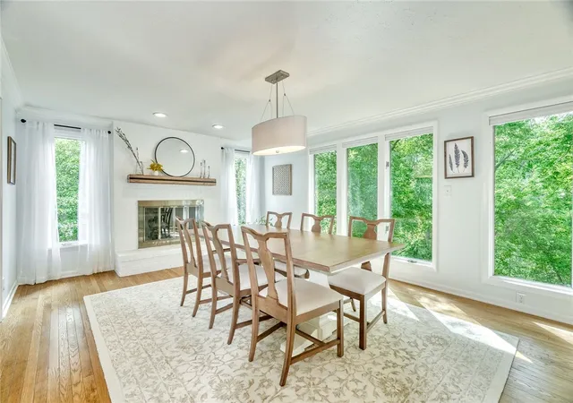4th image of 6 Millwood Ct, Pittsford, NY 14534 | MLS# R1690071