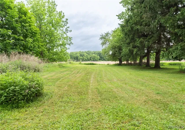 Homes for sale in Batavia, NY | 3295 W Main Street Rd, Batavia, NY 14020 | MLS# B1688222