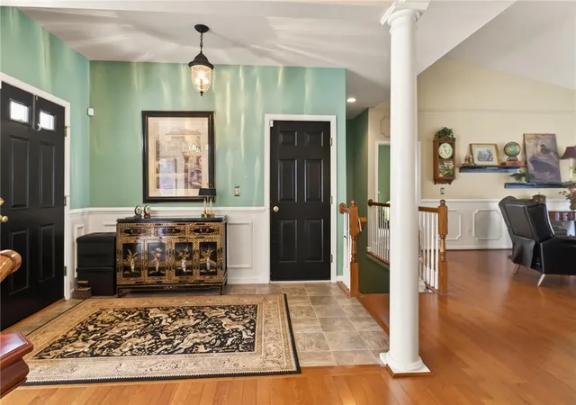 5th image of 1508 Coral Dr, Farmington, NY 14425 | MLS# R1689156