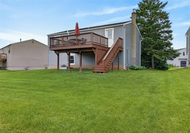 28th image of 1599 Flaxen Dr, Farmington, NY 14425 | MLS# R1688622