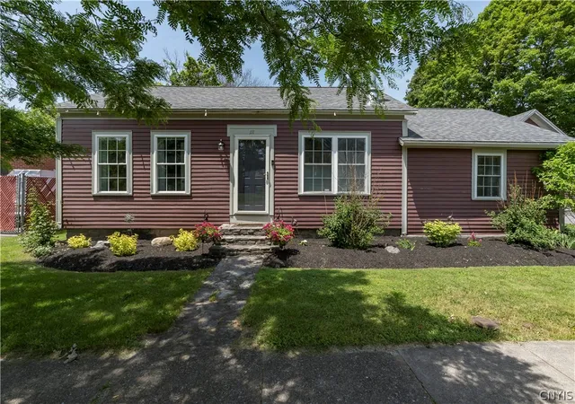 Homes for sale in Hounsfield, NY | 111 Monroe St, Hounsfield, NY 13685 | MLS# S1686154