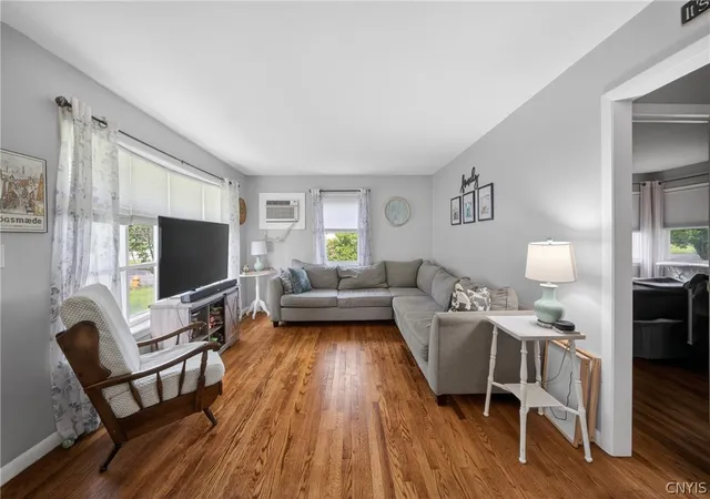3rd image of 25 Ford St, Van Buren, NY 13027 | MLS# S1688513