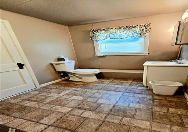 25th image of 114 Lee Dr, Milford, NY 13807 | MLS# R1690194