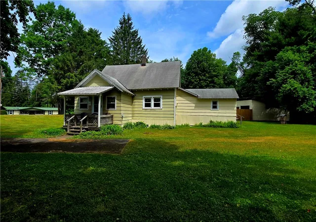 5th image of 114 Lee Dr, Milford, NY 13807 | MLS# R1690194