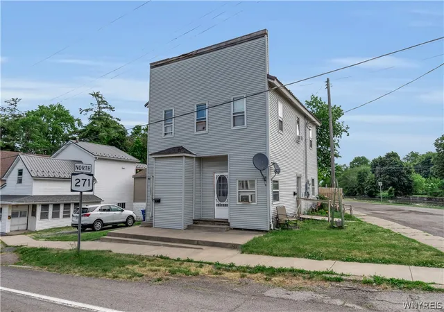 1st image of 2 N Main St, Royalton, NY 14105 | MLS# B1685625