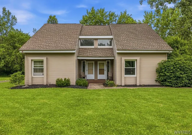 Photo 1 of Sale Pending at 881 883 Pletcher Rd, Youngstown, NY 14174 | MLS# B1689304 | Listing updated on 2026-06-29