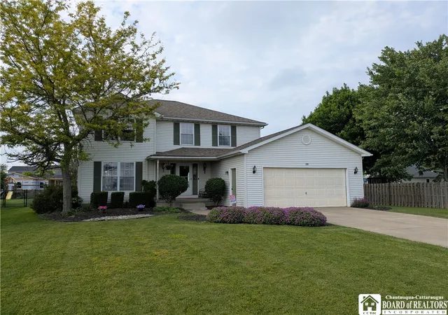 Homes for sale in Grand Island, NY | 109 Sandpiper Ln, Grand Island, NY 14072 | MLS# R1690146