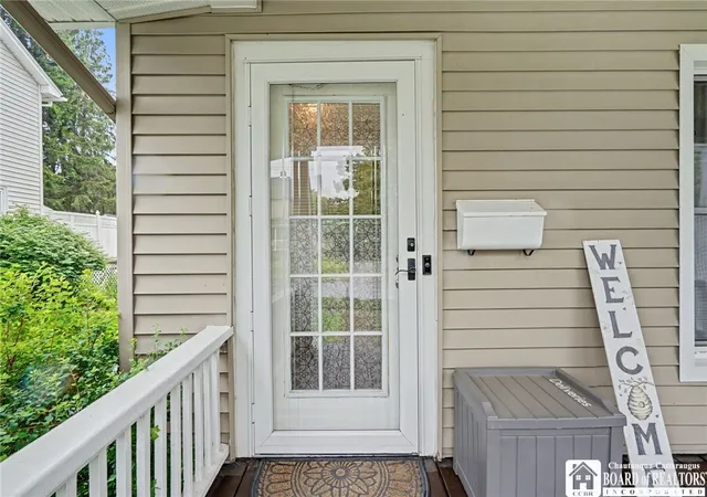 4th image of 1318 Newland Ave, Jamestown, NY 14701 | MLS# R1690134