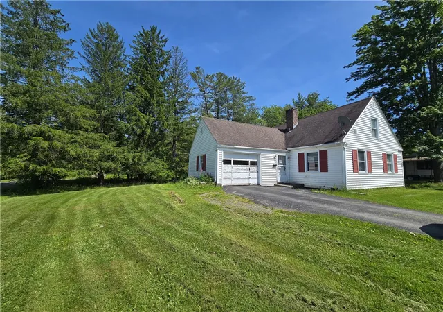 Photo 3 of Single family home for sale at 29 Overlook Dr, Sidney, NY 13838 | MLS# R1689643 | Listing updated on 2026-07-26