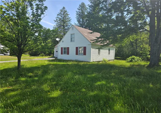 Photo 4 of Single family home for sale at 29 Overlook Dr, Sidney, NY 13838 | MLS# R1689643 | Listing updated on 2026-07-26