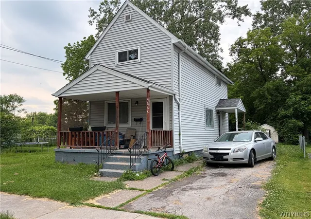 Homes for sale in Niagara Falls, NY | 5668 Frontier Ave, Niagara Falls, NY 14304 | MLS# B1690240