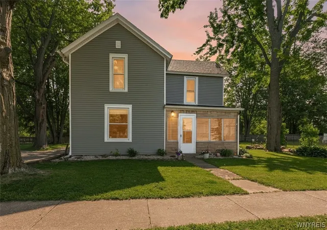 1st image of 256 Washington St, Wilson, NY 14172 | MLS# B1690051