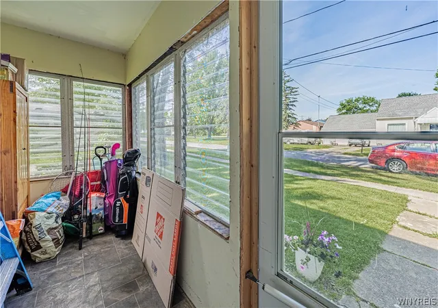 5th image of 256 Washington St, Wilson, NY 14172 | MLS# B1690051