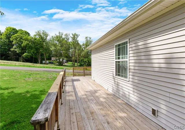 Photo 3 of Single family home for sale at 7124 New Route 31, Baldwinsville, NY 13027 | MLS# S1685623 | Listing updated on 2026-07-21