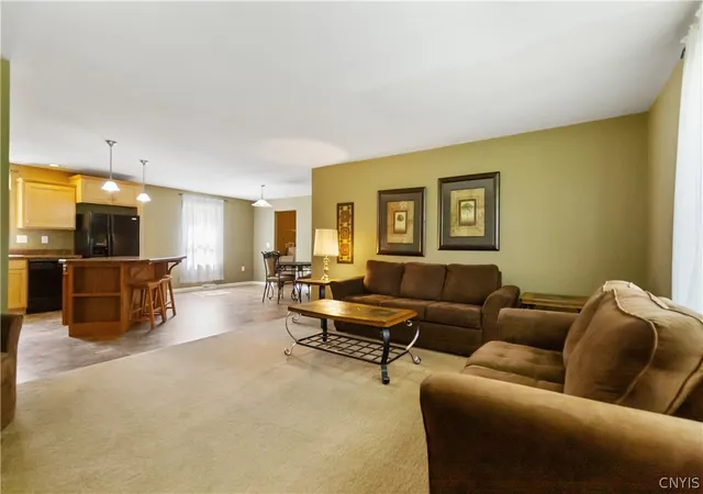 Photo 4 of Single family home for sale at 7124 New Route 31, Baldwinsville, NY 13027 | MLS# S1685623 | Listing updated on 2026-07-21