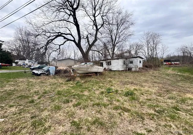 1st image of 350 State Route 21, Palmyra, NY 14522 | MLS# B1690184