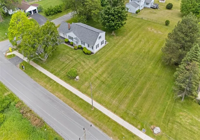 31st image of 2085 Michigan Ave, Lima, NY 14485 | MLS# R1689913
