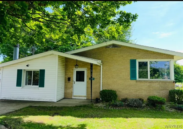 Homes for sale in Hamburg, NY | 3741 Harrison Ave, Hamburg, NY 14219 | MLS# B1689994
