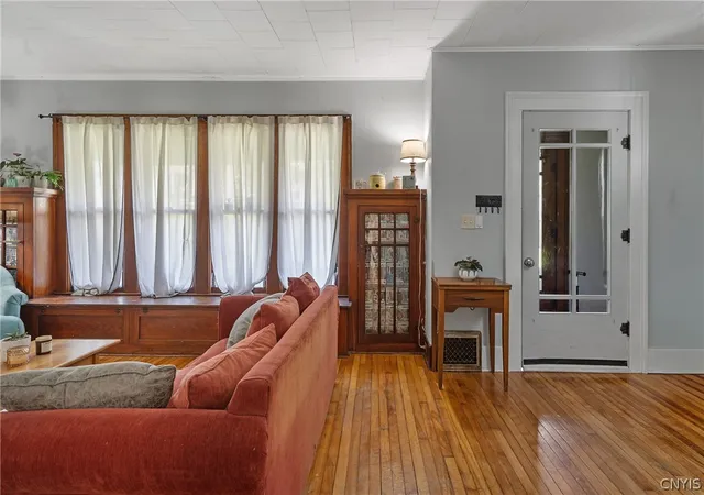 Photo 3 of Single family home for sale at 309 Bryant Ave, Syracuse, NY 13204 | MLS# S1690208 | Listing updated on 2026-07-28